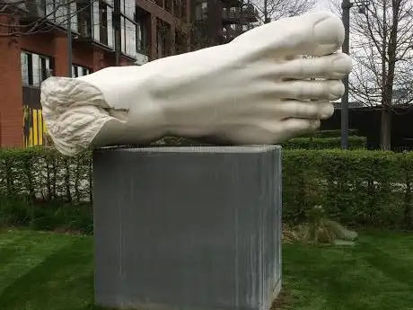 Modern Marriage Sculpture