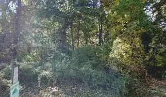 Hartshorne Woods Park, Rocky Point entrance