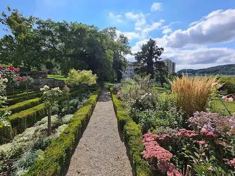 Charlottenfels Garten