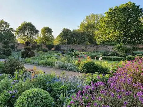 Walled Garden