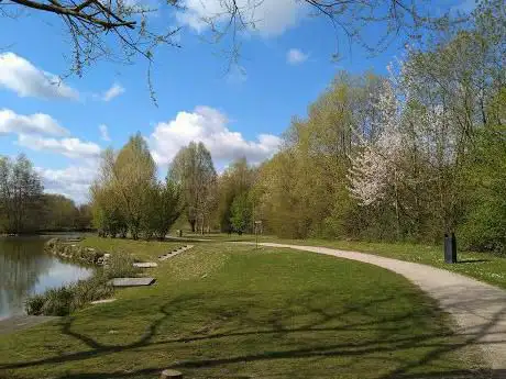 Parc de l'étang de pêche communal