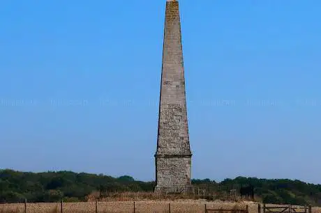 The Bilsington Monument