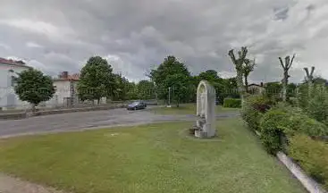 Statue de la Vierge Ã  l'Enfant Ã  Commensacq