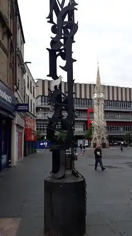 Public Art - Leicester Market Column