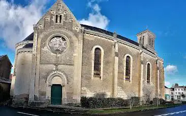 Église de Saint Gervais les trois clochers