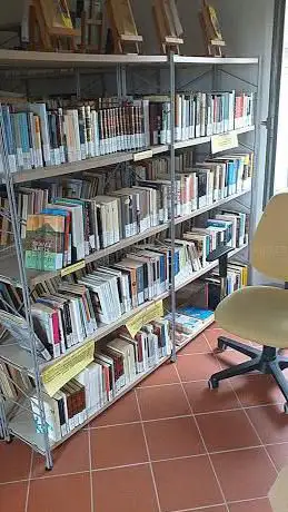 Biblioteca Comunale Agostino Venanzio Reali