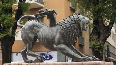 La Chimera di Arezzo.