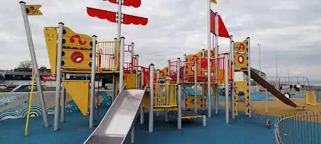 Marine Rd East Play Area