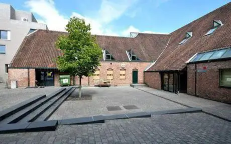 Jeugdhuis Tiener