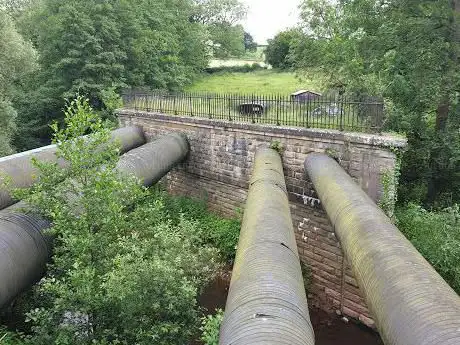 Pipe bridge of River Rea (Elan Valley Aqueduct)