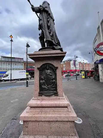 King Edward VII Statue