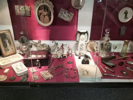 Musée du Jouet et de l'Objet ancien