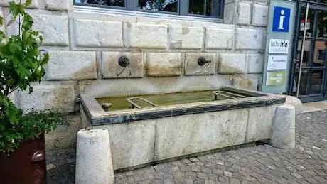 Brunnen Herrenackerplatz