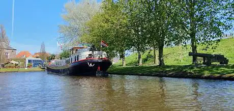 Foundation Leiden Shipping Company