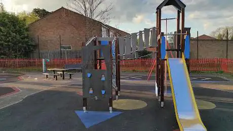 Thrupps Lane Play Area