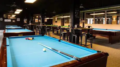 Eightballs Schwarzwald Billard-/ Snooker und Dartcenter Freiburg