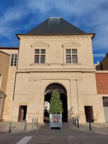 Porte Saint-Georges