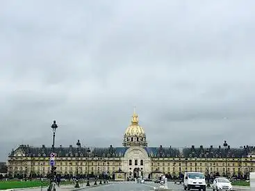 Les Invalides