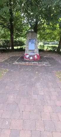 Bilsthorpe war memorial