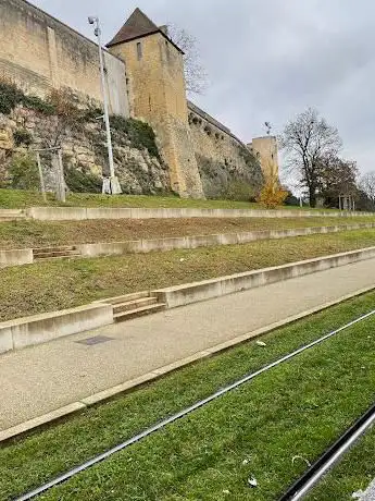 La terrasse d'artillerie