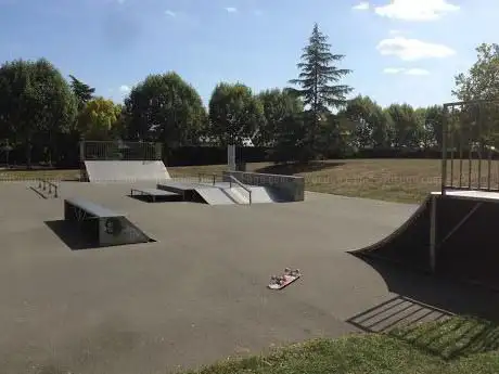 Skatepark de Beaucouzé (centre-ville)