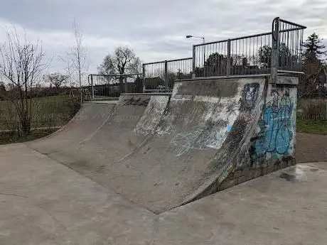 Hillmorton Rec Skate Park