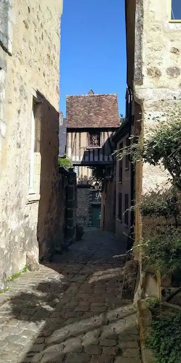 La Maison suspendue