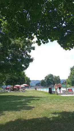 Beachvolleyballfeld Schwimmbad Würenlos