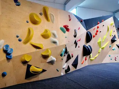 ELYS Boulderloft