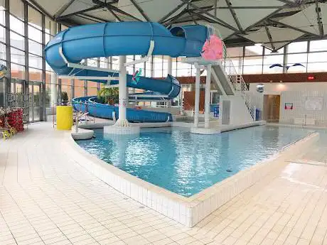 Aquatic Center Fraignes