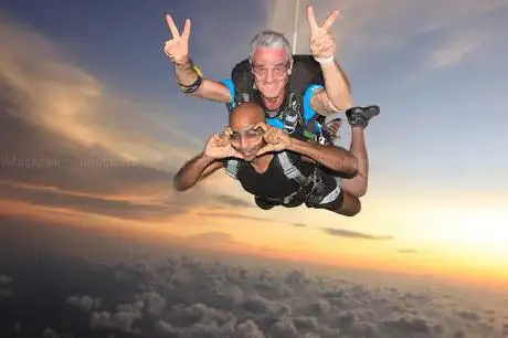 En Plein Ciel - Saut en parachute Toulouse