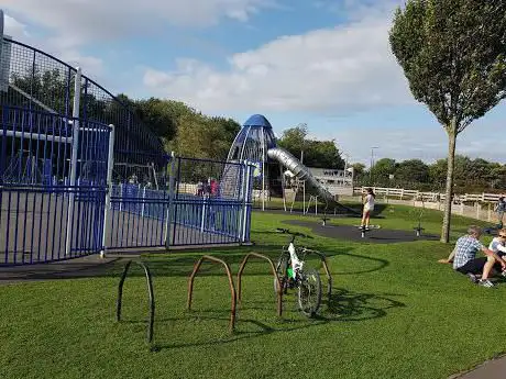 Queen Elizabeth II Park View Playing Fields