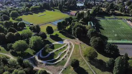 Miners Welfare Park - Bayton Lake