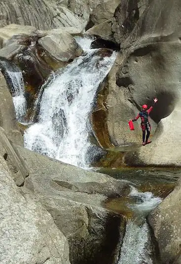 Pierre & Eau - Escalade, Canyoning, Spéléologie, Via Ferrata, Grimpe D'arbres