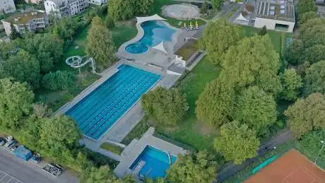 Freibad Hallenbad Fondli