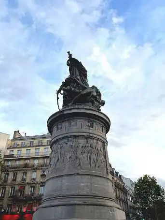 Monument to Maréchal Moncey