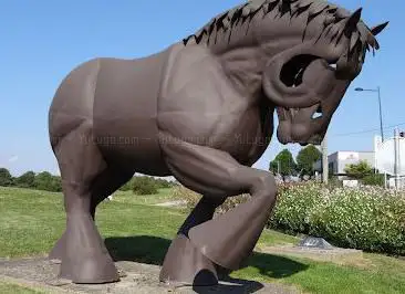 Cheval Ardennais, sculpture de Gatien Dardenne